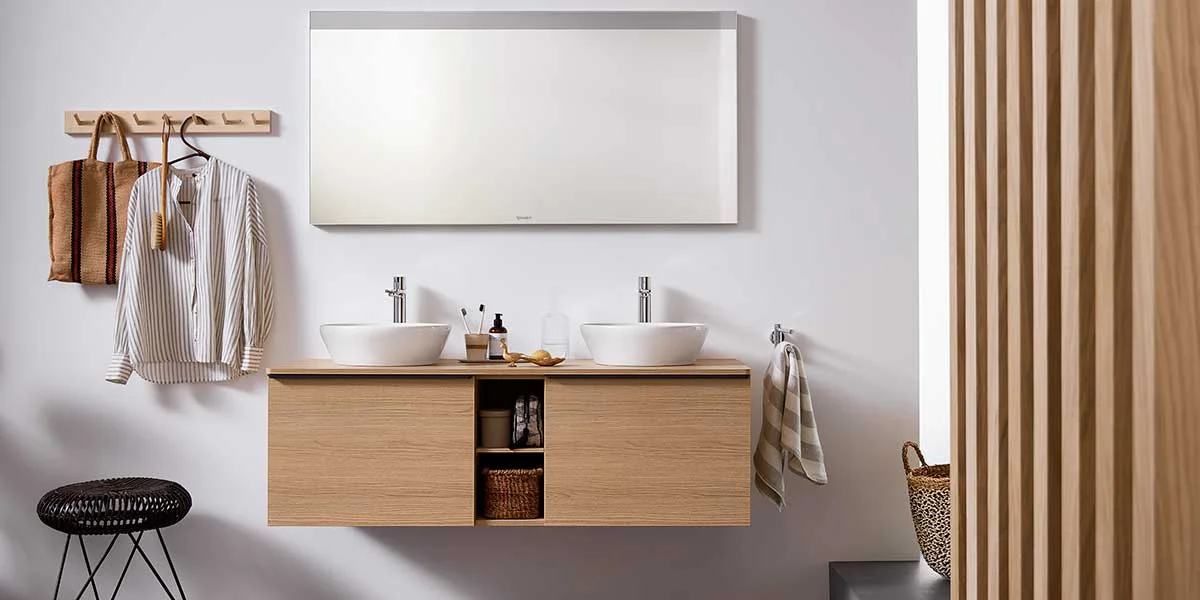 Arredo bagno su misura in legno Forlì