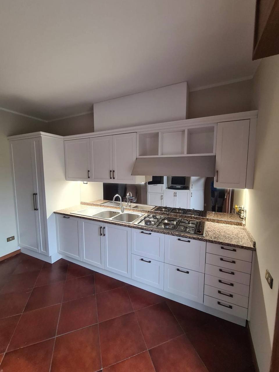 Cucina dopo la ristrutturazione PB Arredamenti