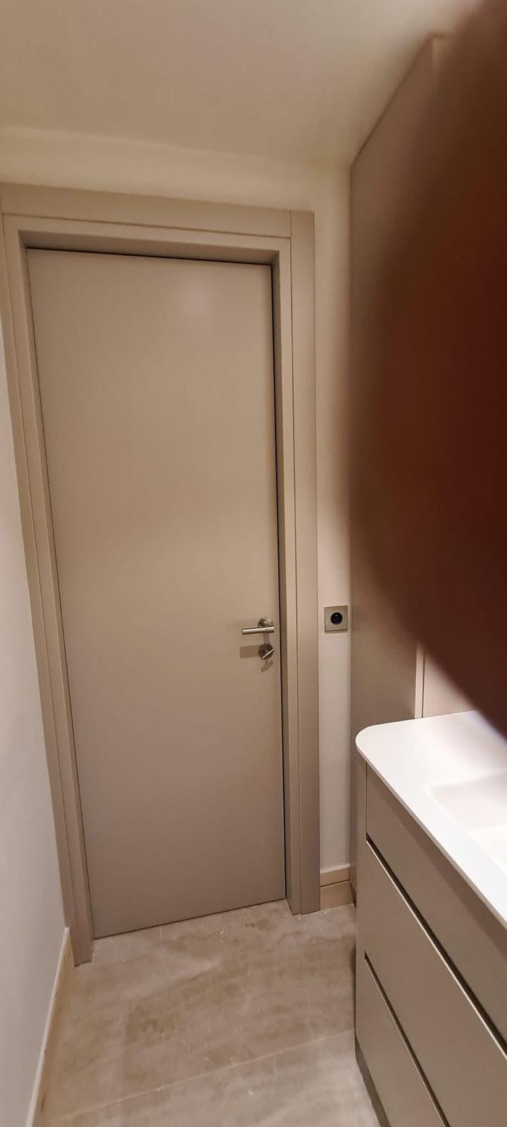 Serie porte in rovere spazzolato